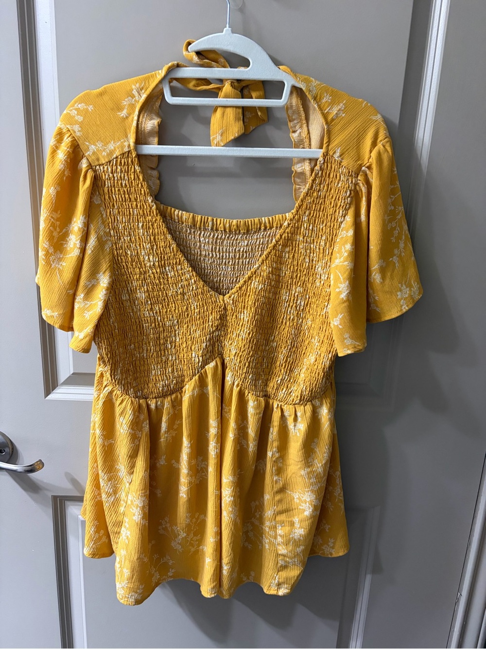 Torrid Smocked V-Neck Mustard Yellow Floral Women’s Top